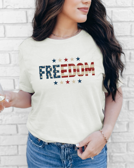 Freedom Graphic Tee – Vintage Patriotic Shirt